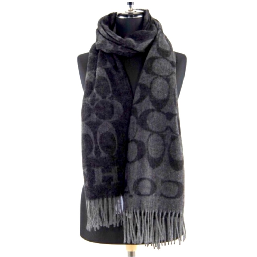 🚨SOLD!!!🚨 Coach Signature Logo Muffler Reversible Scarf